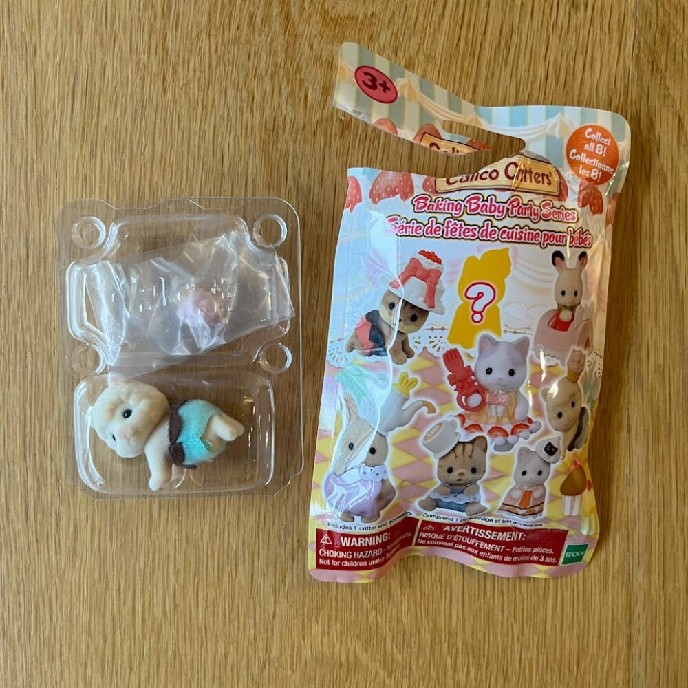 Calico Critters - Blind Box - Baking Baby - Gabriel
